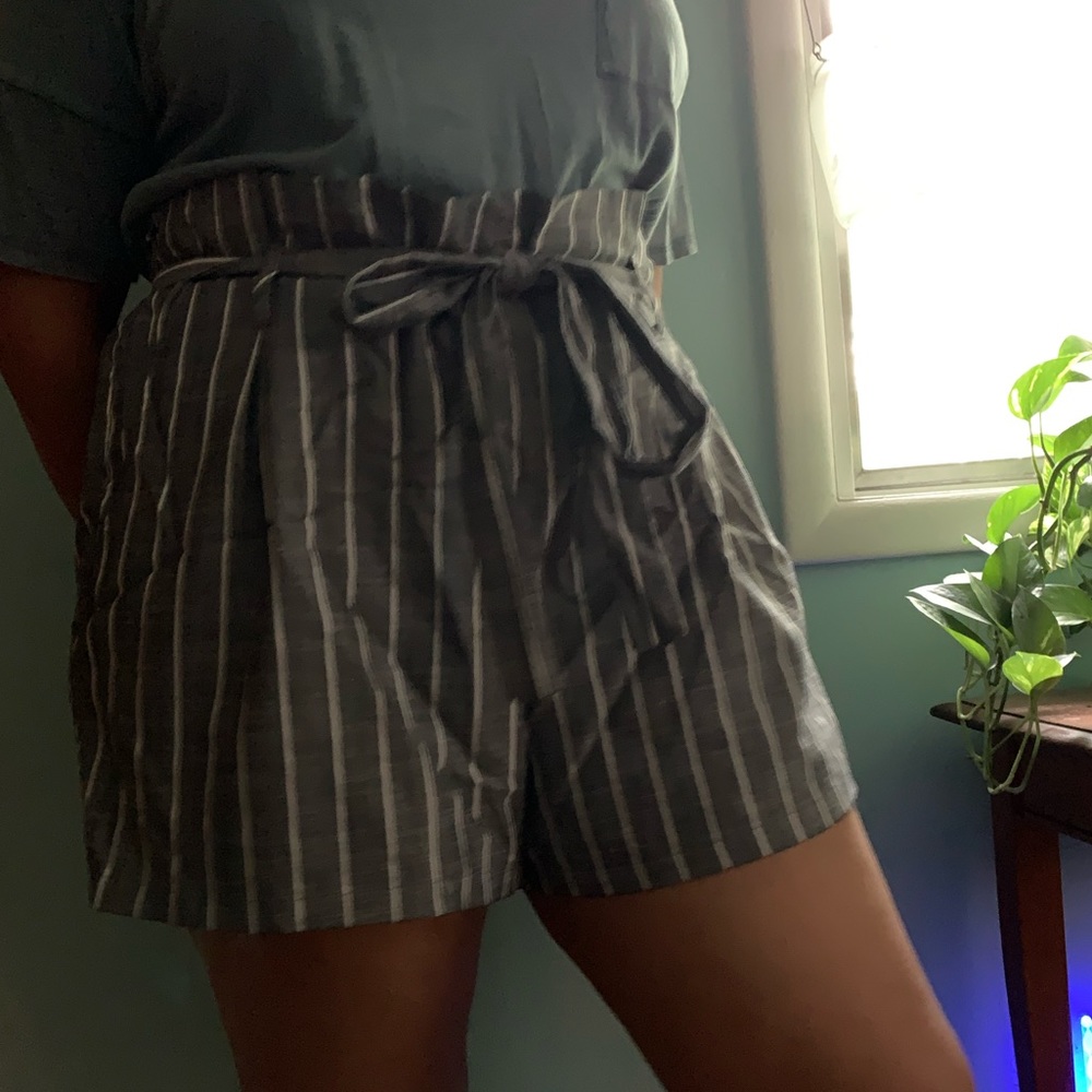 Forever 21: Paper bag Shorts